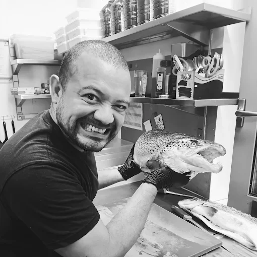 Gustavo, chef e proprietario di Amazing Food Ristorante Piacenza